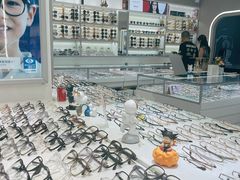 -潘多拉眼镜·蔡司依视路明月(潘家园店)