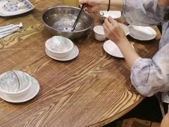 -乡土特色.冷锅鱼.牦牛肉汤锅