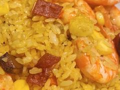 大叻经典菠萝海鲜炒饭-米纸越南小馆(金鹰世界店)