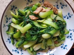 -爱的果实月嫂育婴师(世纪东方店)