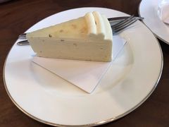 -Fridi Patisserie Cafe