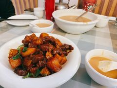 土豆烧牛腩-华春餐馆(鱼山路店)