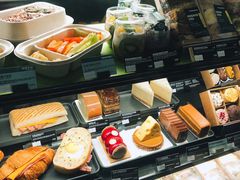 -星巴克(深圳北站B5检票口)