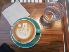 -Line 咖啡(石厦花园店)