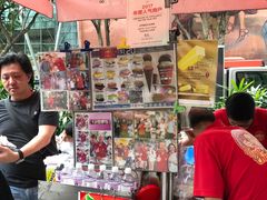 -詹爷爷乌节路街头冰淇淋