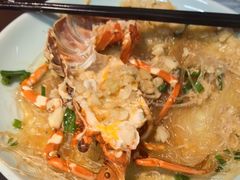 -鑫悦楼煎蟹·16年海鲜大排档