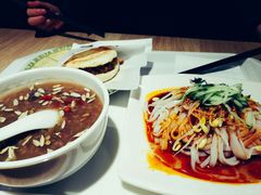 一口香肉夹馍-白起肉夹馍