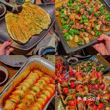 我们4个人点了一大桌子的菜！-