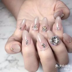 -夏花美甲美睫