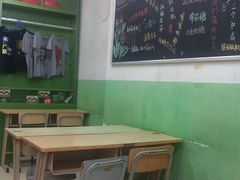 大堂-做了不起的80后