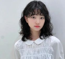 -苑苑发型设计