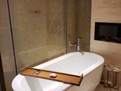 -上海衡山路十二号华邑酒店