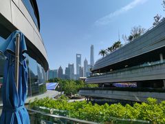 -白玉兰广场停车场