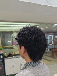 -镁连社·美联社