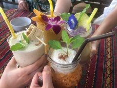 -Tikky Cafe