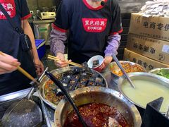 -黑色经典臭豆腐·湖南特产(坡子街特产局店)