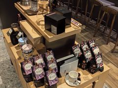 -星巴克臻选(济南恒隆店)