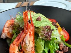 鳄梨大虾沙拉-at cafe 意大利餐厅(集美店)