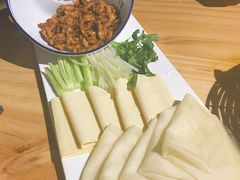 京酱肉丝-东北故事私房菜(江南印象店)
