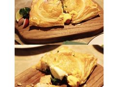 三文鱼焗饭派-Juicy Bakery(瑞景店)