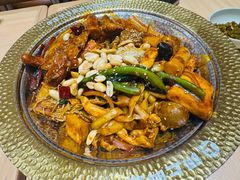 -阿上阿上麻辣香锅&麻辣烫(朝阳蓝色港湾店)