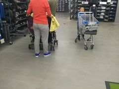 -迪卡侬(燕山店)