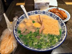小潘特色鸭血粉丝汤-小潘记鸭血粉丝汤