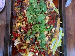香辣清江鱼-小雷家烤鱼家常菜