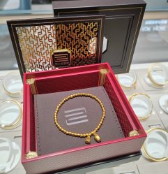 -周大福 CHOW TAI FOOK(新世界百货崇文店)