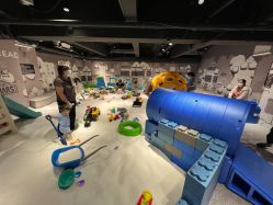 -MINI MARS KIDS CLUB亲子家庭中心(长宁天山店)