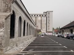 -云间粮仓