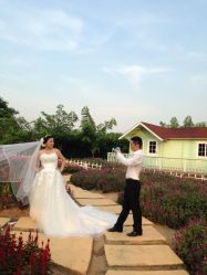 image-现代经典婚纱摄影(光明北路尊荣总店)