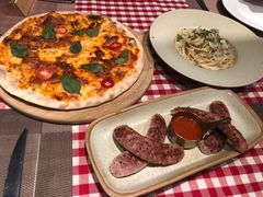 德式烤肠-自然食集西餐厅(泰晤士小镇店)