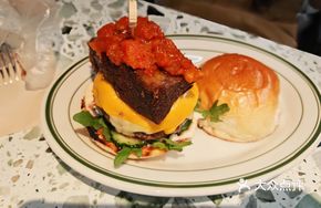 Buddy Burger