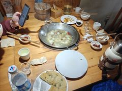 -大众跷脚牛肉馆·非遗传承单位(峨眉山店)