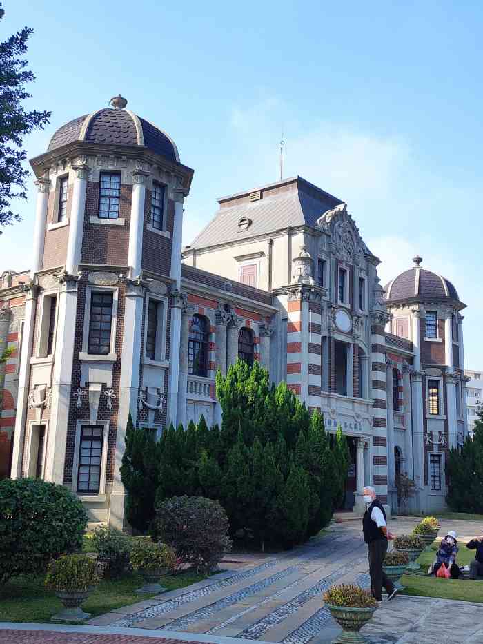 打分鹿港小66伴随罗大佑的歌出名,更有名的是台湾五大望族鹿港辜家