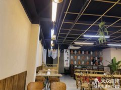 -丽丽三鲜螺蛳粉(田林路店)