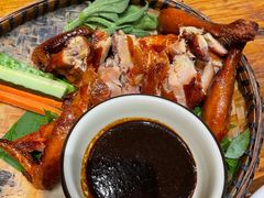 -老滇山寨•云南特色菜•地方菜•民族风情歌舞表演(金碧店)