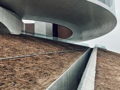 -郑东新区龙湖公共艺术中心