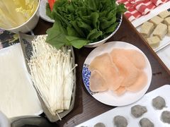 -楼外楼大刀肉传统火锅居(幸福街店)