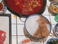 -旧街市鲜货老火锅(大光路店)