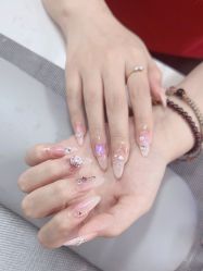 -尤米一站式美甲美睫