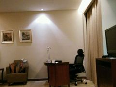 -汕尾巴黎半岛酒店