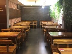 -万记麻辣烫国展总店