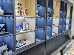 -宏宇眼镜蔡司依视路折扣店(兆佳眼镜城店)