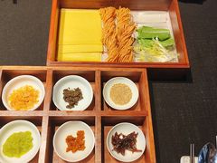 沂蒙山煎饼-鲁采LU STYLE(新天地店)