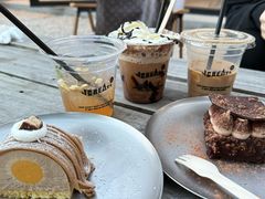 -J Create城市露营咖啡·简餐·宠物(上海动物园店)