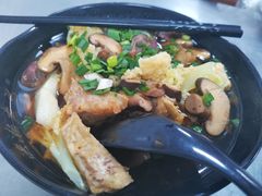 -老马酸菜面(洪濑总店)