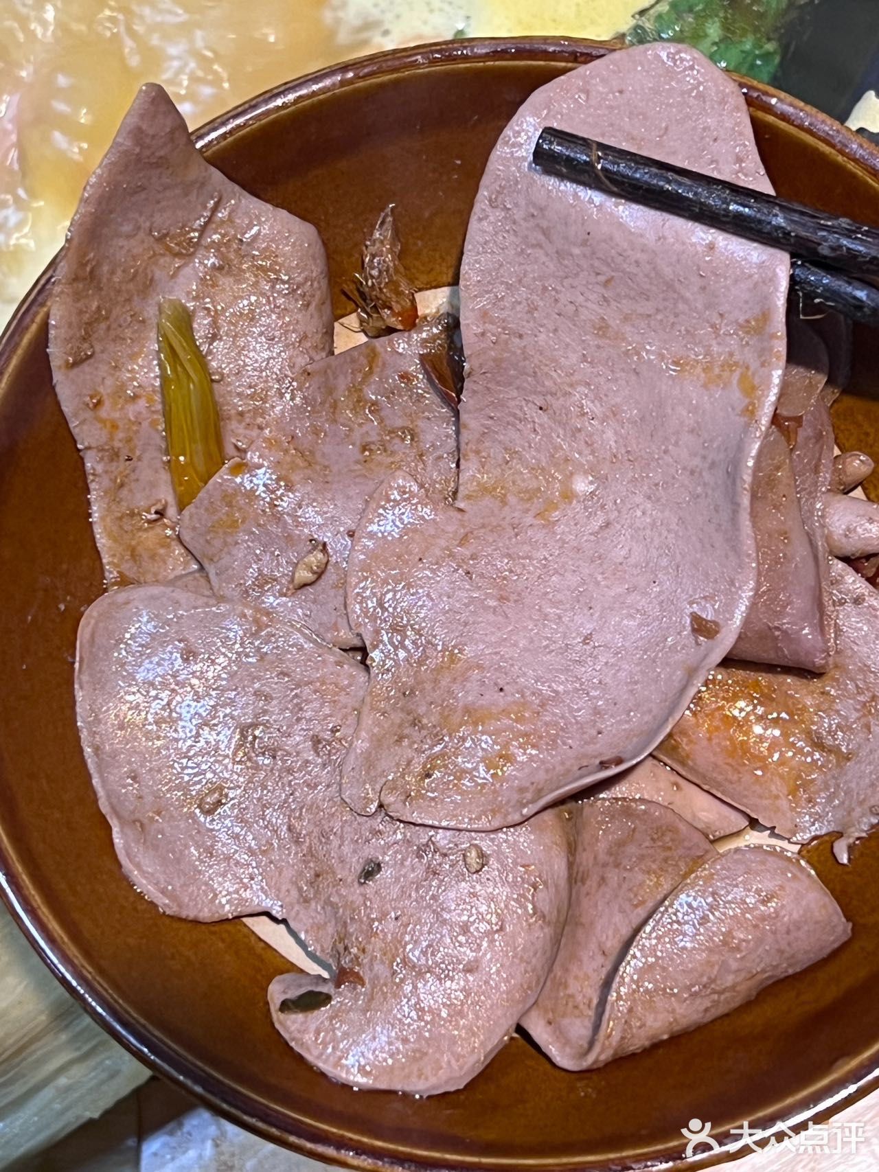 他家的老火锅味道真的是又辣又爽，特别好吃。