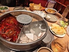 -巴奴毛肚火锅(龙湖锦艺城店)